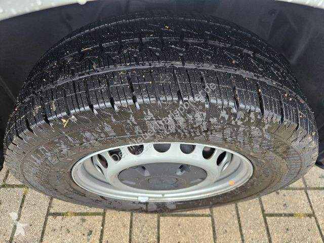 Autoutilitară Mercedes 317 CDI...