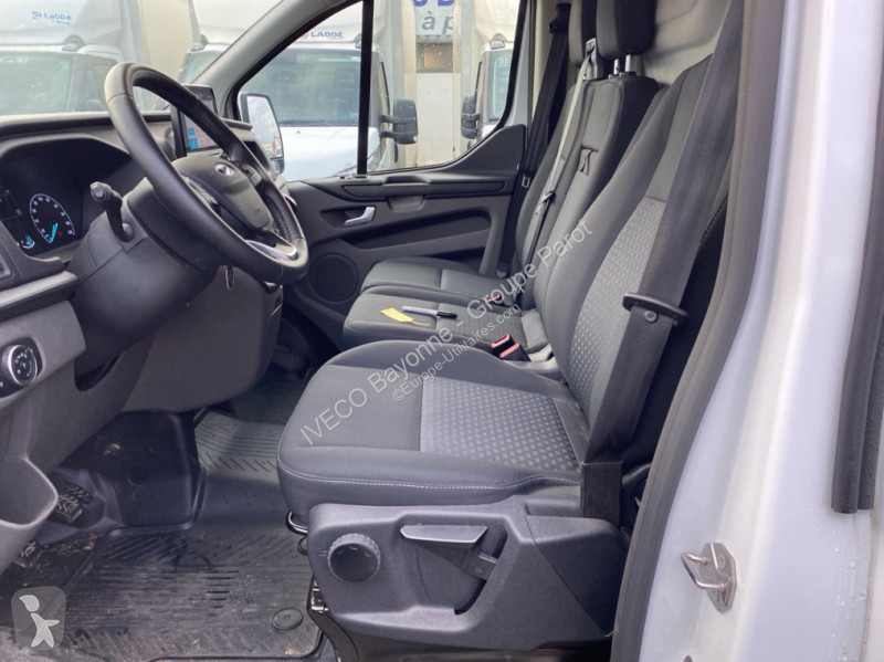 Autoutilitară Ford 300 L1H1 2.0 EcoBlue 136ch...