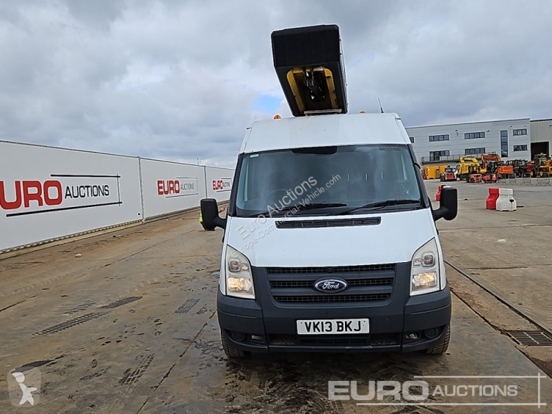 Véhicule utilitaire Ford