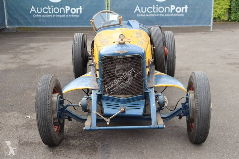 Furgoneta Pontiac  Special 8