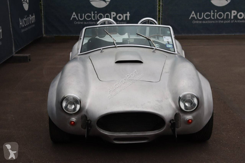 Furgoneta   Cobra replica