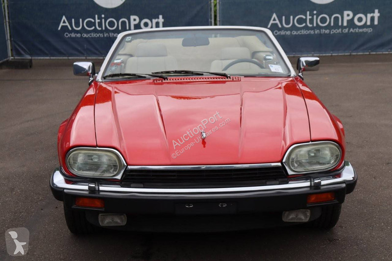 Véhicule utilitaire Jaguar Convertible -S
