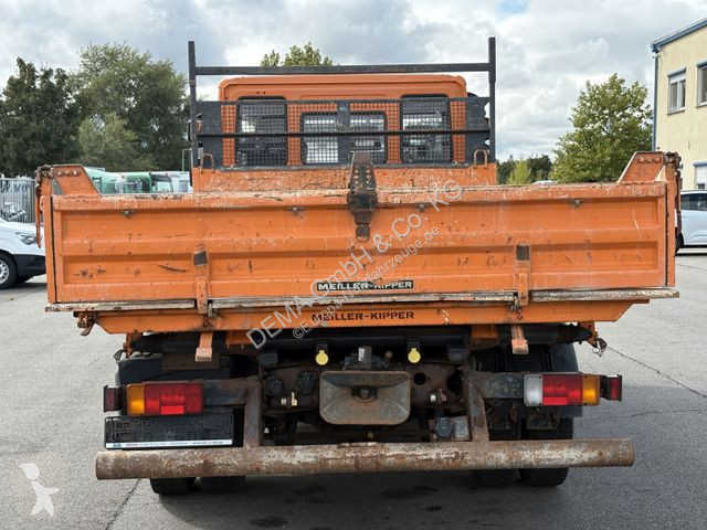 Véhicule utilitaire Iveco...