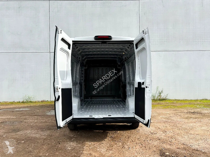 Véhicule utilitaire Peugeot L3H2 | Leasing