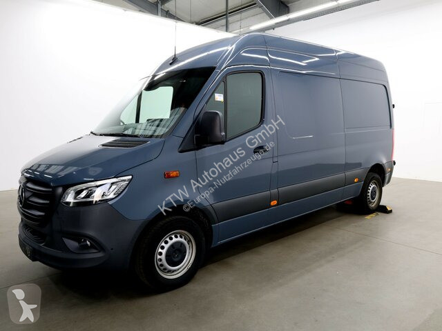Autoutilitară Mercedes 315 CDI...