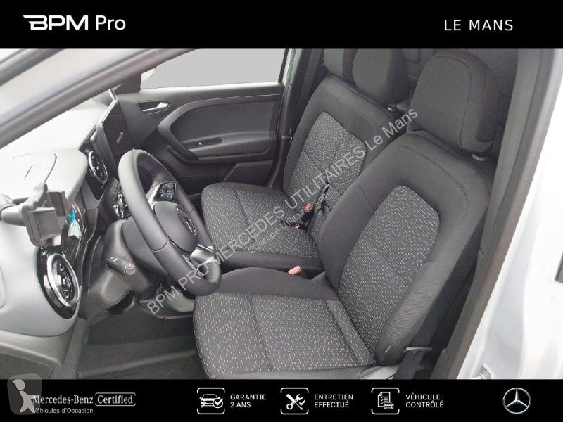 Véhicule utilitaire Mercedes e Long Pro