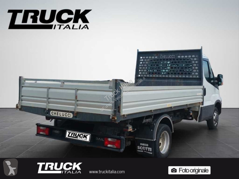 Véhicule utilitaire Iveco V