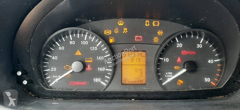 Véhicule utilitaire Mercedes  Spinter
