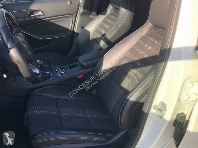 Veículo utilitário Mercedes