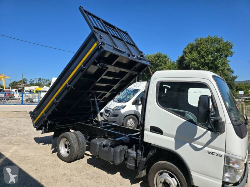 Mitsubishi Fuso  Transporter