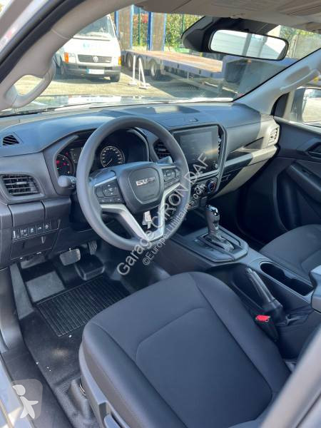 Furgoneta Isuzu