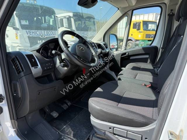 عربة نفعية Opel