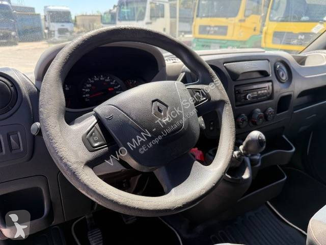 عربة نفعية Renault