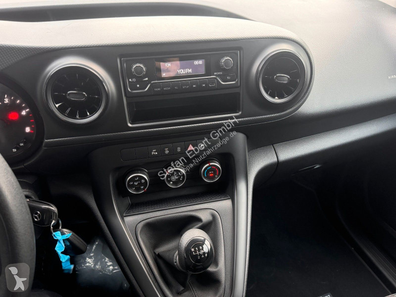 عربة نفعية Mercedes Kasten 110 CDI Klima...