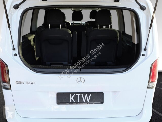 Véhicule utilitaire Mercedes EQV 300...