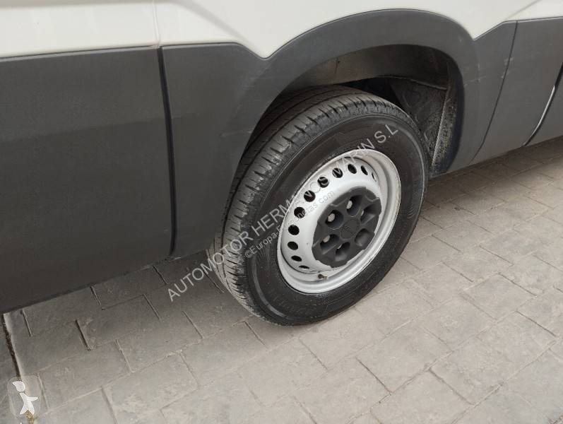 Furgoneta Iveco