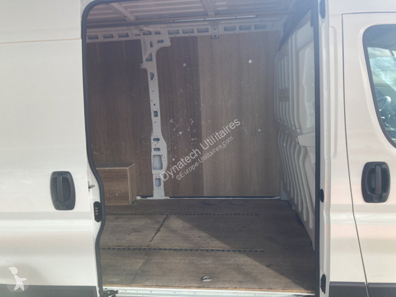 Furgoneta Citroën JUMPER FG 30 L2H2 2.2 BLUEHDI...