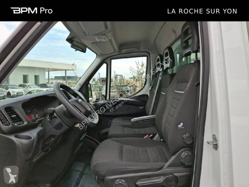 عربة نفعية Iveco