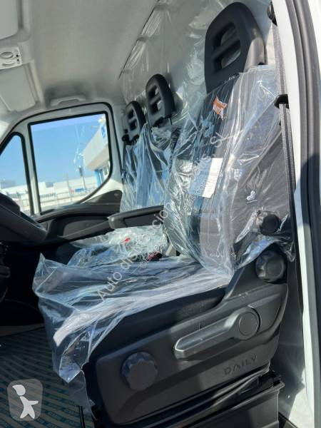 Furgoneta Iveco 35S16