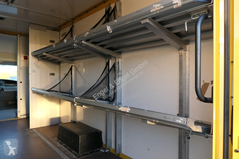 Iveco Daily 35 S11 C30C AUTOMATIK KAMERA Regale...