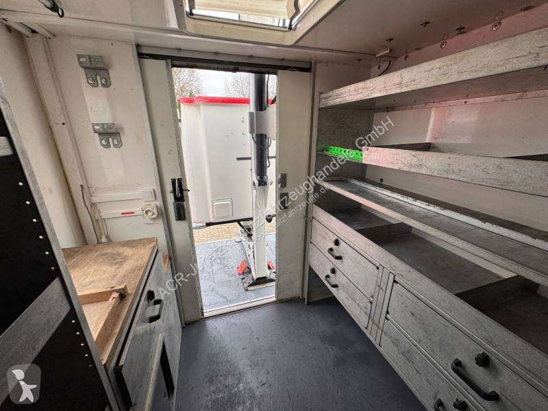 Samochód dostawczy Iveco