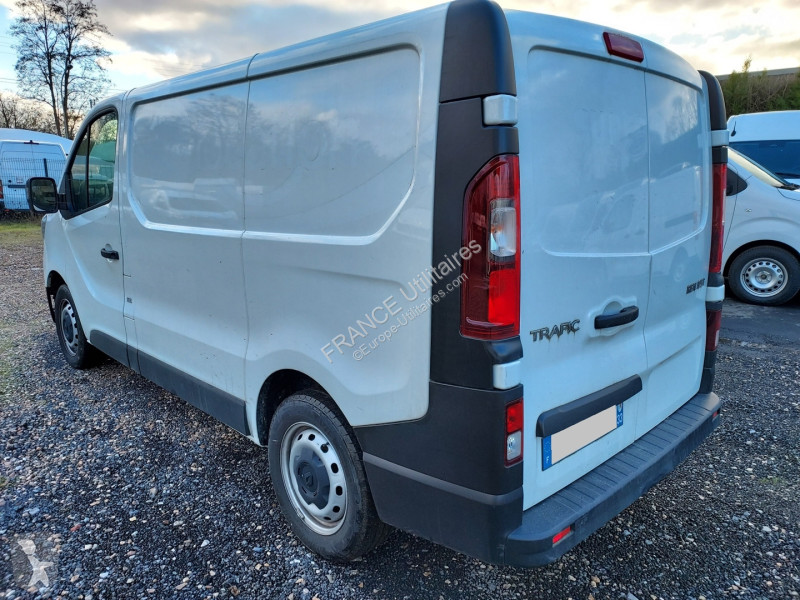 Véhicule utilitaire Renault TRAFIC III FG L1H1...