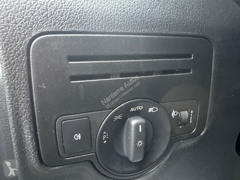Véhicule utilitaire Mercedes VITO FG EVITO...