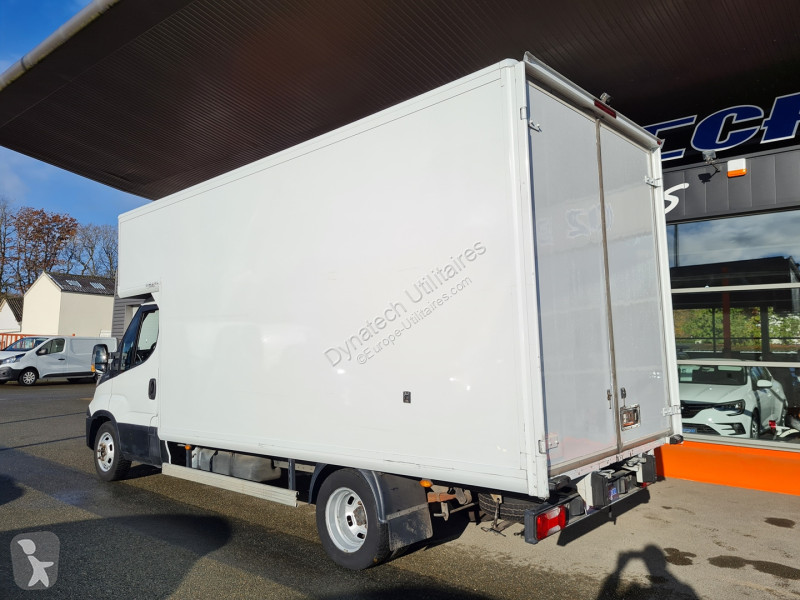 Véhicule utilitaire Iveco