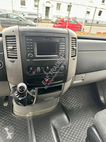 Furgoneta Mercedes