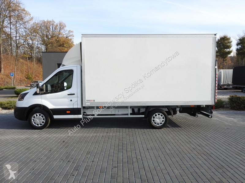 Samochód dostawczy Ford  TRANSIT