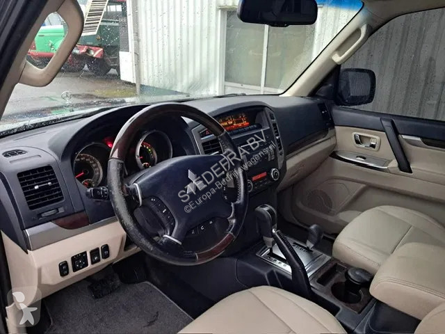Furgoneta Mitsubishi GLS 3.5 - V6 , 4x4 , 7...