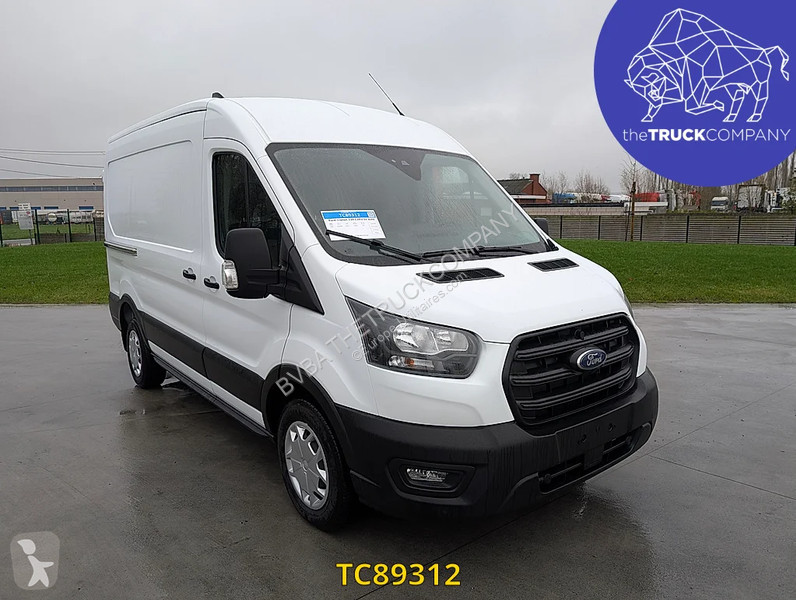 Véhicule utilitaire Ford L2H2 AUTOMATIC GEARBOX...