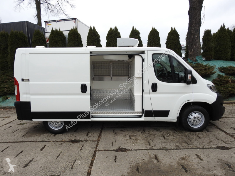 Samochód dostawczy Peugeot  BOXER
