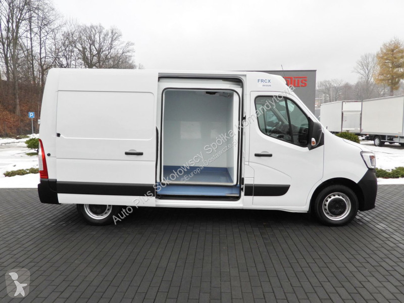 Samochód dostawczy Renault  MASTER