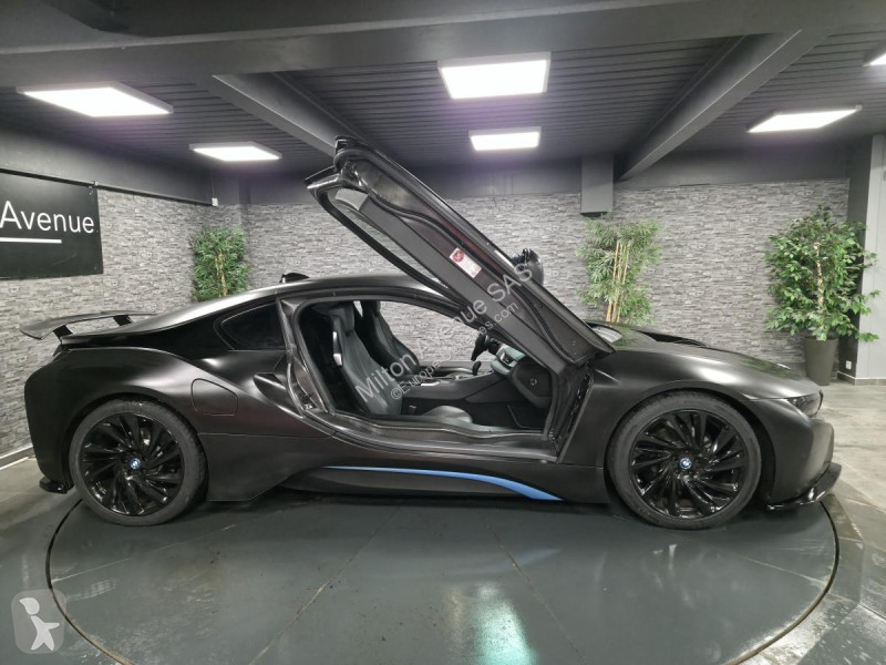 Samochód dostawczy BMW i8 Coupé Pure Impulse...