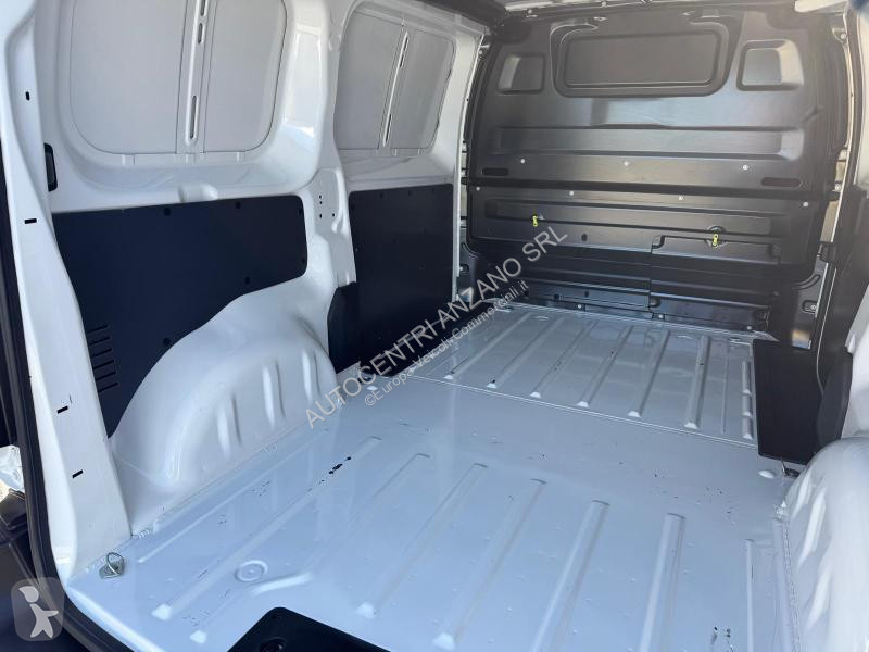 Véhicule utilitaire Opel
