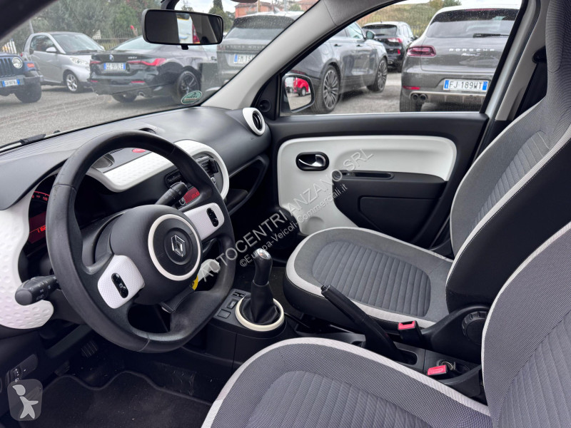 عربة نفعية Renault