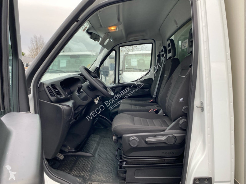 Furgoneta Iveco 35C16H3.0 empattement 4100
