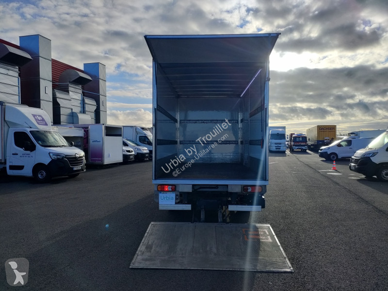 عربة نفعية Renault 20M3 145 CV FOURGON HAYON 3.5T
