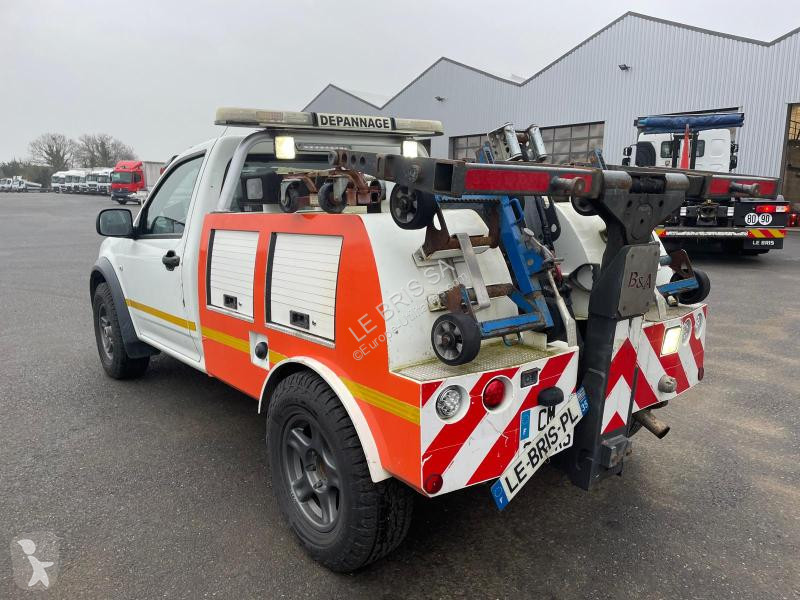 Véhicule utilitaire Isuzu PATROUILLEUR D-MAX...