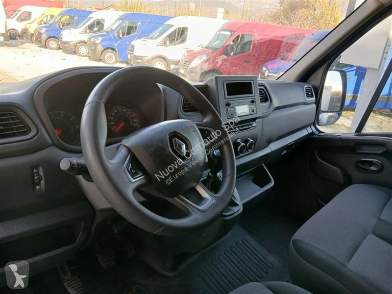 Renault III 2019 Transporter
