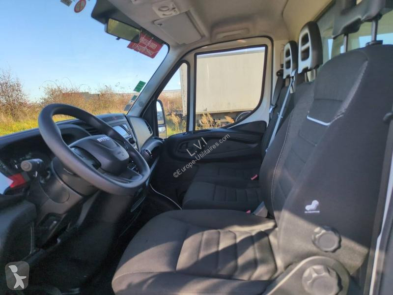 Véhicule utilitaire Iveco CCb 35C16H3.0...