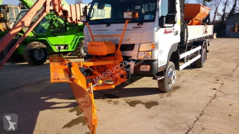 آلة لصيانة الطرق Mitsubishi Fuso - 6C18 - 4x4