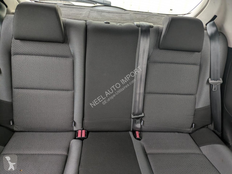 عربة نفعية Peugeot 207 1.6 HDI 92CH 3P BVM5