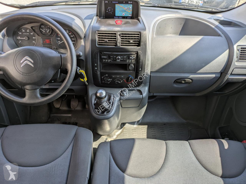 Véhicule utilitaire Citroën JUMPY II L2H1 2.0...