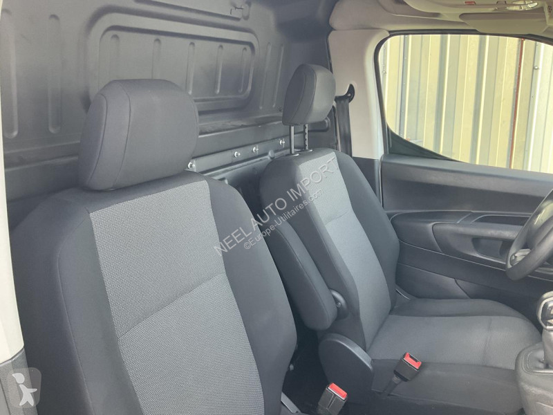 Véhicule utilitaire Citroën BERLINGO III M CLUB...