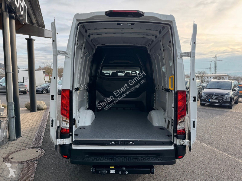 Iveco 35S16 A8 *DoKa*Automatik*AHK*R3.520mm*...