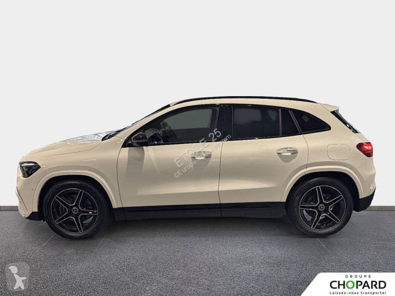 عربة نفعية Mercedes GLA 180 d 8G-DCT