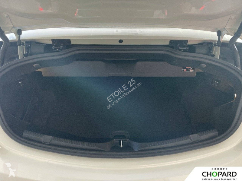 عربة نفعية Mercedes Classe E Cabriolet 220 d...