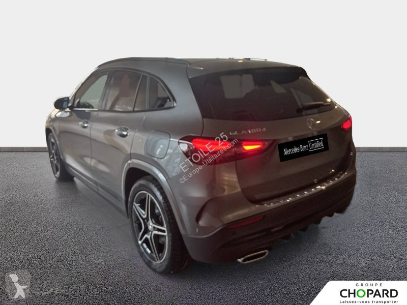 عربة نفعية Mercedes GLA 180 d 8G-DCT
